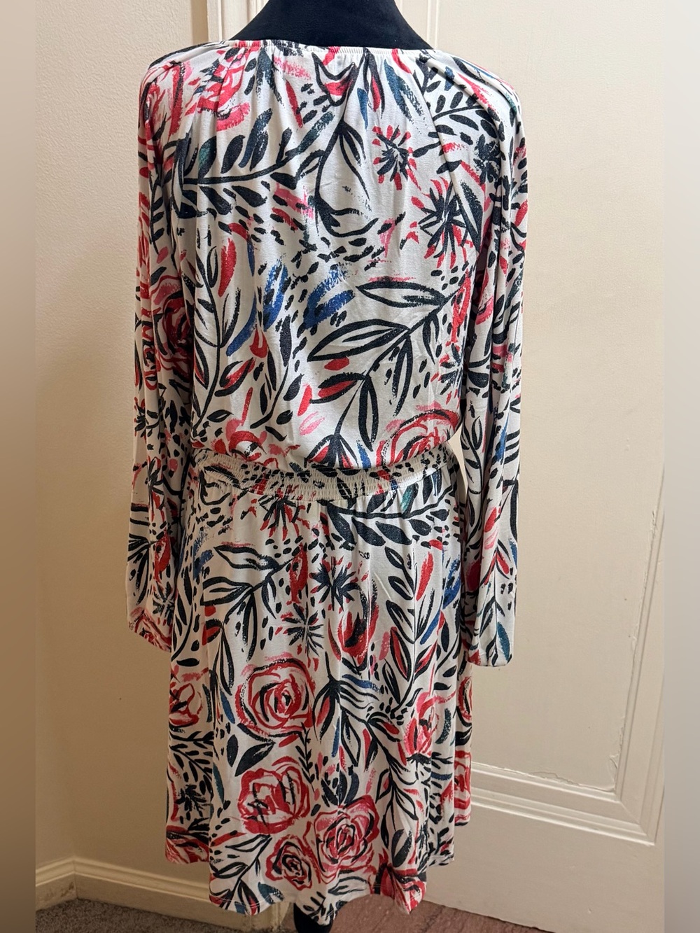 LuLaRoe Jody Long Sleeve Peasant Dress - Size M - NWT - Picture 4 of 11